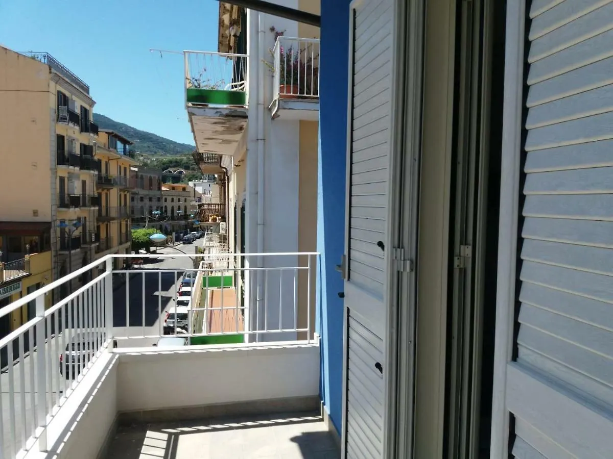 Affacciati Sulle Eolie Appartamenti Sul Lungomare Patti Marina 0*,  Italien